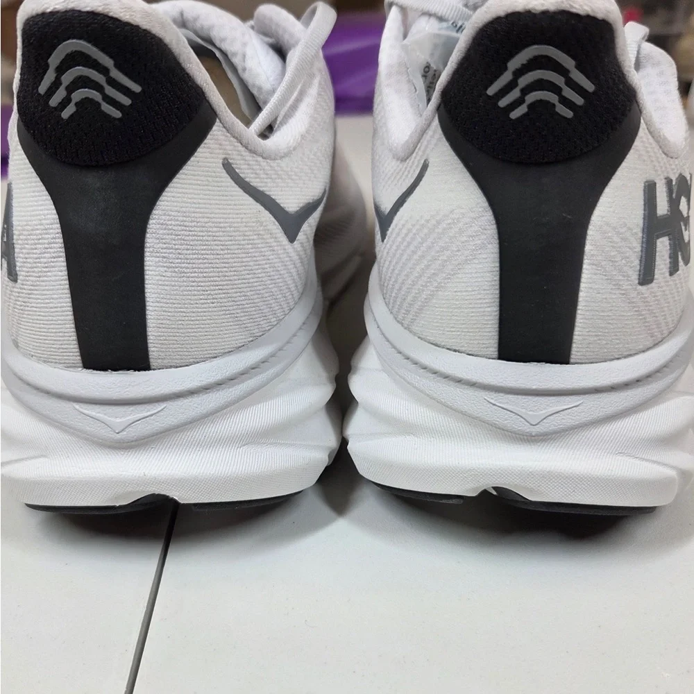 NEW HOKA Clifton 9 Sneakers White Silver Men’s Size 10.5 Wide 6301 - Picture 9 of 12